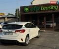 Белый Форд Фокус, объемом двигателя 1.5 л и пробегом 63 тыс. км за 14800 $, фото 4 на Automoto.ua