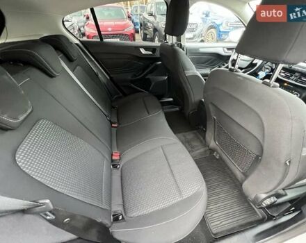 Белый Форд Фокус, объемом двигателя 1.5 л и пробегом 68 тыс. км за 15234 $, фото 18 на Automoto.ua