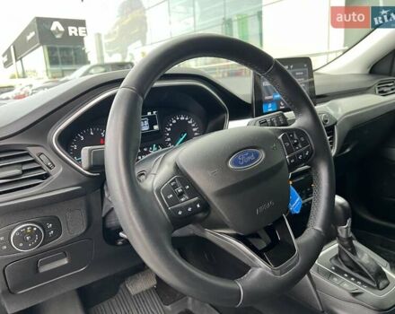 Белый Форд Фокус, объемом двигателя 1.5 л и пробегом 68 тыс. км за 15234 $, фото 11 на Automoto.ua