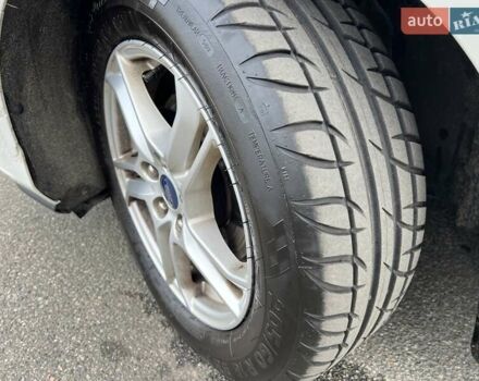 Белый Форд Фокус, объемом двигателя 1.5 л и пробегом 68 тыс. км за 15234 $, фото 9 на Automoto.ua