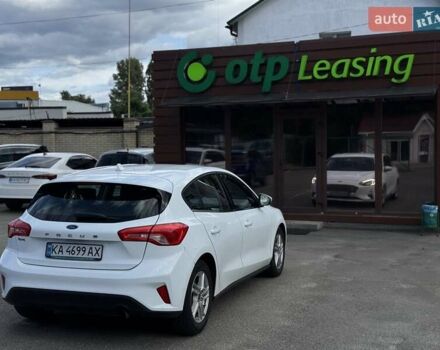 Белый Форд Фокус, объемом двигателя 1.5 л и пробегом 89 тыс. км за 13900 $, фото 4 на Automoto.ua