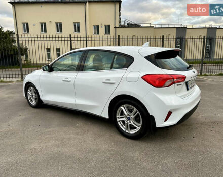 Белый Форд Фокус, объемом двигателя 1.5 л и пробегом 159 тыс. км за 14500 $, фото 2 на Automoto.ua