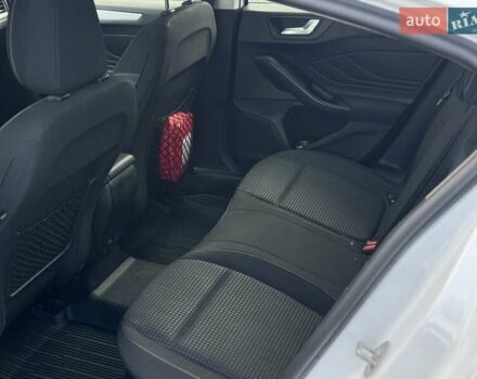 Белый Форд Фокус, объемом двигателя 1.5 л и пробегом 89 тыс. км за 13900 $, фото 7 на Automoto.ua