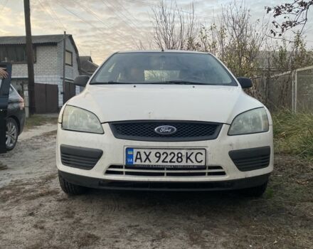 Форд Фокус 2006 в Змиеве на Automoto.ua Белый Форд Фокус, объемом двигателя 1.4 л и пробегом 260 тыс. км за 3400 $, фото 9 на Automoto.ua