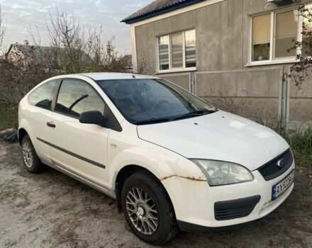 Форд Фокус 2006 в Змиеве на Automoto.ua Белый Форд Фокус, объемом двигателя 1.4 л и пробегом 260 тыс. км за 3400 $, фото 8 на Automoto.ua
