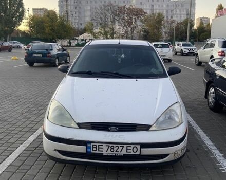 Белый Форд Фокус, объемом двигателя 2 л и пробегом 357 тыс. км за 2400 $, фото 1 на Automoto.ua