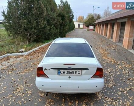 Белый Форд Фокус, объемом двигателя 1.6 л и пробегом 405 тыс. км за 2299 $, фото 9 на Automoto.ua