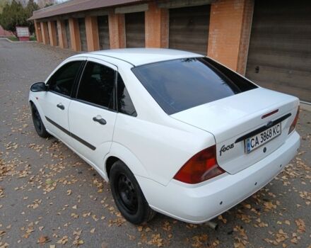 Белый Форд Фокус, объемом двигателя 1.6 л и пробегом 405 тыс. км за 2299 $, фото 4 на Automoto.ua