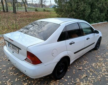 Белый Форд Фокус, объемом двигателя 1.6 л и пробегом 405 тыс. км за 2299 $, фото 5 на Automoto.ua