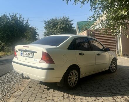 Белый Форд Фокус, объемом двигателя 1.4 л и пробегом 430 тыс. км за 3400 $, фото 5 на Automoto.ua