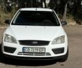 Белый Форд Фокус, объемом двигателя 1.6 л и пробегом 256 тыс. км за 4300 $, фото 1 на Automoto.ua