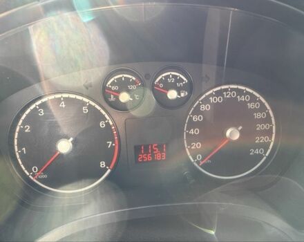 Белый Форд Фокус, объемом двигателя 1.6 л и пробегом 256 тыс. км за 4300 $, фото 7 на Automoto.ua