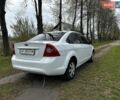 Білий Форд Фокус, об'ємом двигуна 1.6 л та пробігом 181 тис. км за 4100 $, фото 3 на Automoto.ua