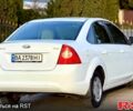 Білий Форд Фокус, об'ємом двигуна 1.6 л та пробігом 237 тис. км за 4500 $, фото 4 на Automoto.ua