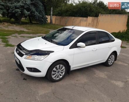 Белый Форд Фокус, объемом двигателя 1.6 л и пробегом 187 тыс. км за 5750 $, фото 3 на Automoto.ua