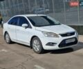 Белый Форд Фокус, объемом двигателя 1.6 л и пробегом 250 тыс. км за 4999 $, фото 1 на Automoto.ua