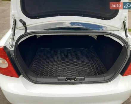 Белый Форд Фокус, объемом двигателя 1.6 л и пробегом 187 тыс. км за 5750 $, фото 21 на Automoto.ua