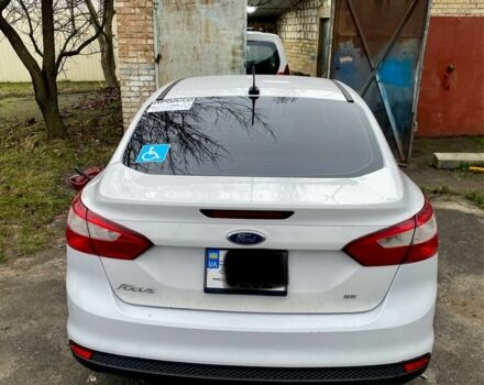 Белый Форд Фокус, объемом двигателя 2 л и пробегом 220 тыс. км за 6000 $, фото 3 на Automoto.ua