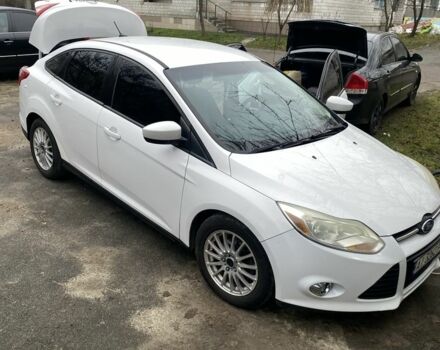 Белый Форд Фокус, объемом двигателя 2 л и пробегом 220 тыс. км за 6000 $, фото 5 на Automoto.ua