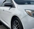 Білий Форд Фокус, об'ємом двигуна 2 л та пробігом 227 тис. км за 6250 $, фото 2 на Automoto.ua