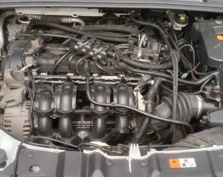 Белый Форд Фокус, объемом двигателя 1.6 л и пробегом 244 тыс. км за 6500 $, фото 3 на Automoto.ua