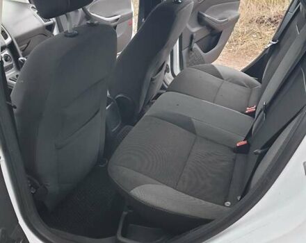 Белый Форд Фокус, объемом двигателя 1.6 л и пробегом 244 тыс. км за 6500 $, фото 16 на Automoto.ua