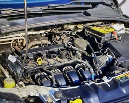 Белый Форд Фокус, объемом двигателя 2 л и пробегом 320 тыс. км за 6000 $, фото 1 на Automoto.ua