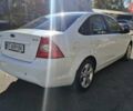 Білий Форд Фокус, об'ємом двигуна 1.6 л та пробігом 203 тис. км за 7500 $, фото 1 на Automoto.ua