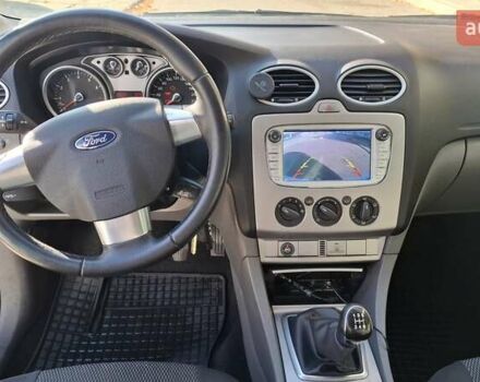 Білий Форд Фокус, об'ємом двигуна 1.6 л та пробігом 203 тис. км за 7500 $, фото 5 на Automoto.ua