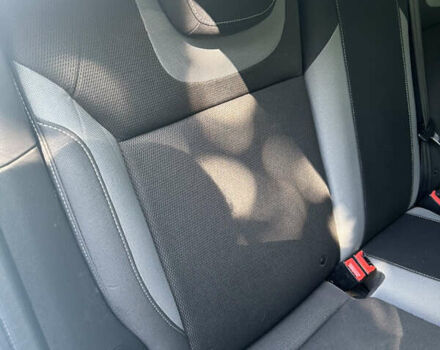 Белый Форд Фокус, объемом двигателя 1.6 л и пробегом 201 тыс. км за 6750 $, фото 10 на Automoto.ua