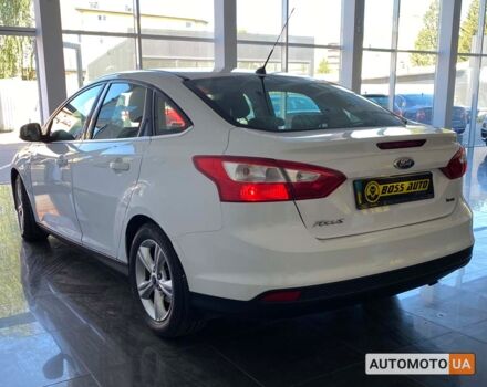 Белый Форд Фокус, объемом двигателя 1.6 л и пробегом 49 тыс. км за 10900 $, фото 4 на Automoto.ua