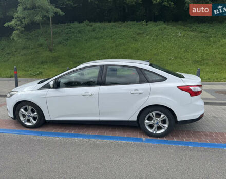 Белый Форд Фокус, объемом двигателя 2 л и пробегом 188 тыс. км за 7000 $, фото 4 на Automoto.ua