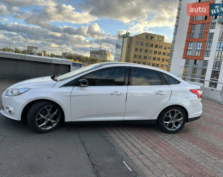 Белый Форд Фокус, объемом двигателя 2 л и пробегом 190 тыс. км за 6000 $, фото 7 на Automoto.ua