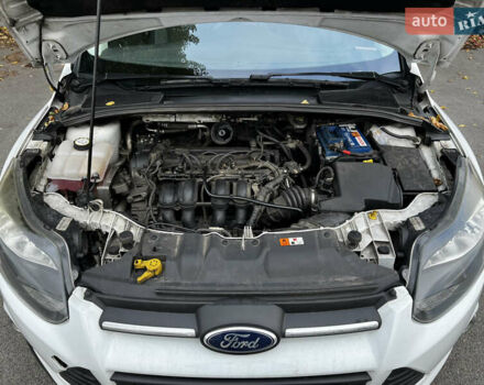 Білий Форд Фокус, об'ємом двигуна 1.6 л та пробігом 210 тис. км за 6900 $, фото 10 на Automoto.ua
