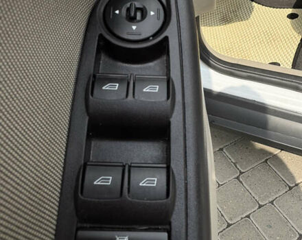 Белый Форд Фокус, объемом двигателя 2 л и пробегом 236 тыс. км за 6699 $, фото 15 на Automoto.ua