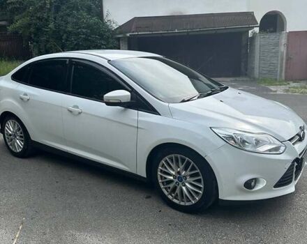 Білий Форд Фокус, об'ємом двигуна 2 л та пробігом 240 тис. км за 6100 $, фото 4 на Automoto.ua