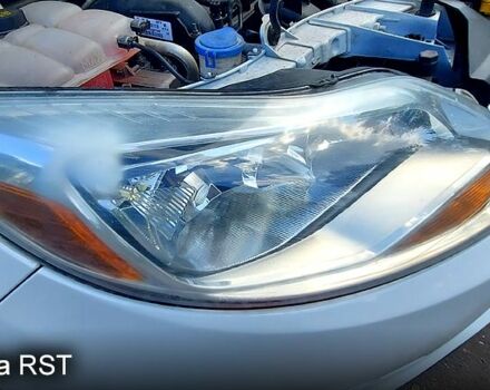 Белый Форд Фокус, объемом двигателя 2 л и пробегом 285 тыс. км за 6700 $, фото 8 на Automoto.ua