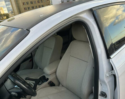 Белый Форд Фокус, объемом двигателя 2 л и пробегом 190 тыс. км за 5900 $, фото 11 на Automoto.ua