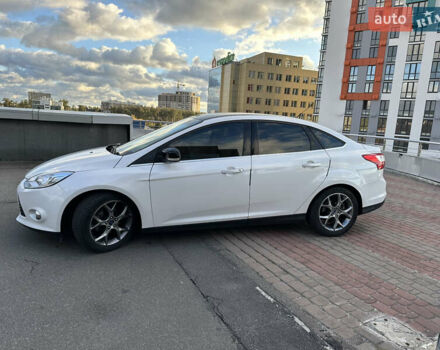 Белый Форд Фокус, объемом двигателя 2 л и пробегом 190 тыс. км за 5900 $, фото 6 на Automoto.ua