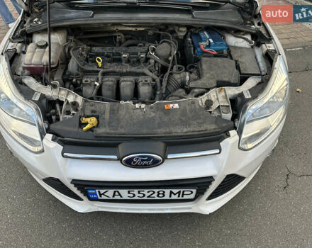 Белый Форд Фокус, объемом двигателя 2 л и пробегом 190 тыс. км за 5900 $, фото 19 на Automoto.ua