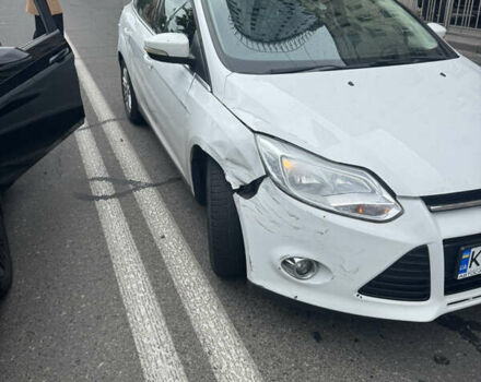 Белый Форд Фокус, объемом двигателя 2 л и пробегом 187 тыс. км за 6000 $, фото 13 на Automoto.ua