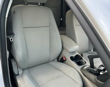 Белый Форд Фокус, объемом двигателя 2 л и пробегом 190 тыс. км за 5900 $, фото 14 на Automoto.ua