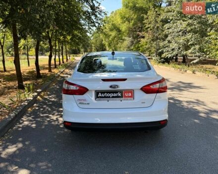 Белый Форд Фокус, объемом двигателя 2 л и пробегом 122 тыс. км за 7490 $, фото 3 на Automoto.ua