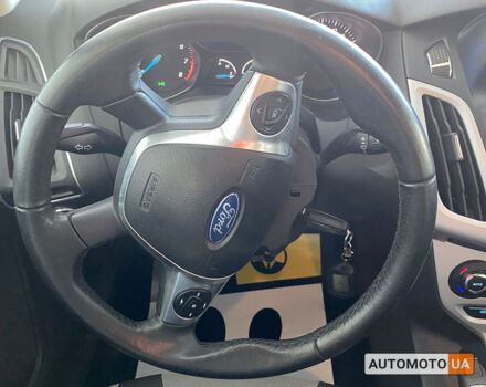 Белый Форд Фокус, объемом двигателя 1.6 л и пробегом 49 тыс. км за 10900 $, фото 14 на Automoto.ua