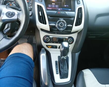 Білий Форд Фокус, об'ємом двигуна 2 л та пробігом 90 тис. км за 8500 $, фото 4 на Automoto.ua
