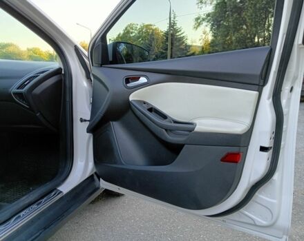 Білий Форд Фокус, об'ємом двигуна 2 л та пробігом 90 тис. км за 8500 $, фото 8 на Automoto.ua