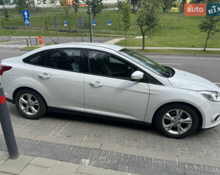 Белый Форд Фокус, объемом двигателя 2 л и пробегом 188 тыс. км за 7000 $, фото 1 на Automoto.ua