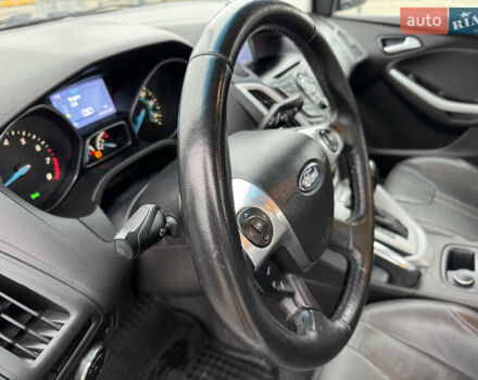 Белый Форд Фокус, объемом двигателя 2 л и пробегом 215 тыс. км за 9490 $, фото 12 на Automoto.ua