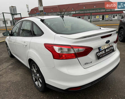 Белый Форд Фокус, объемом двигателя 2 л и пробегом 215 тыс. км за 9490 $, фото 8 на Automoto.ua