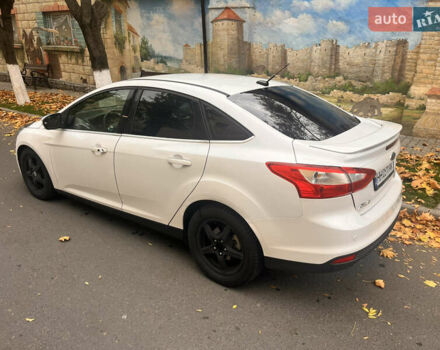 Форд Фокус 2013 в Белгород-Днестровском на Automoto.ua Белый Форд Фокус, объемом двигателя 2 л и пробегом 242 тыс. км за 6500 $, фото 9 на Automoto.ua